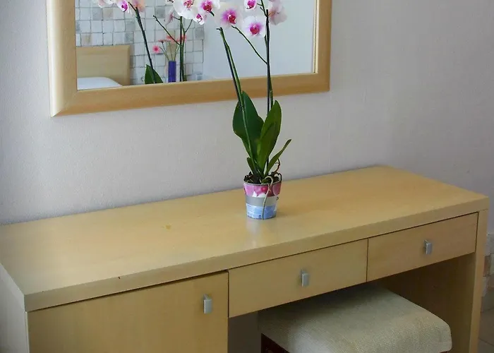 Kostis העיירה סקיאתוס