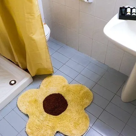 Kostis * Skiathos stad