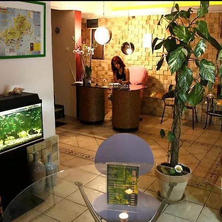Kostis Hotel *
